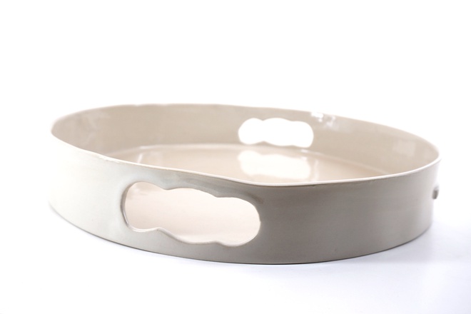 Rond dienblad met open handvatten in kiezel glans