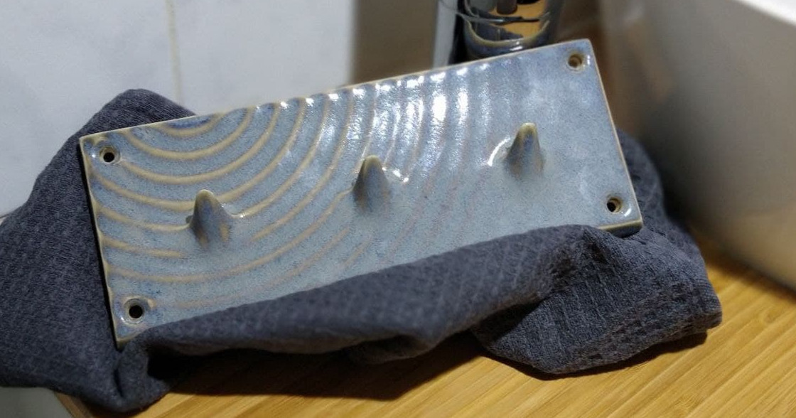 Kapstok van keramiek